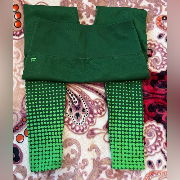 Fabletics 💪 Outfit - Picture 6 of 13